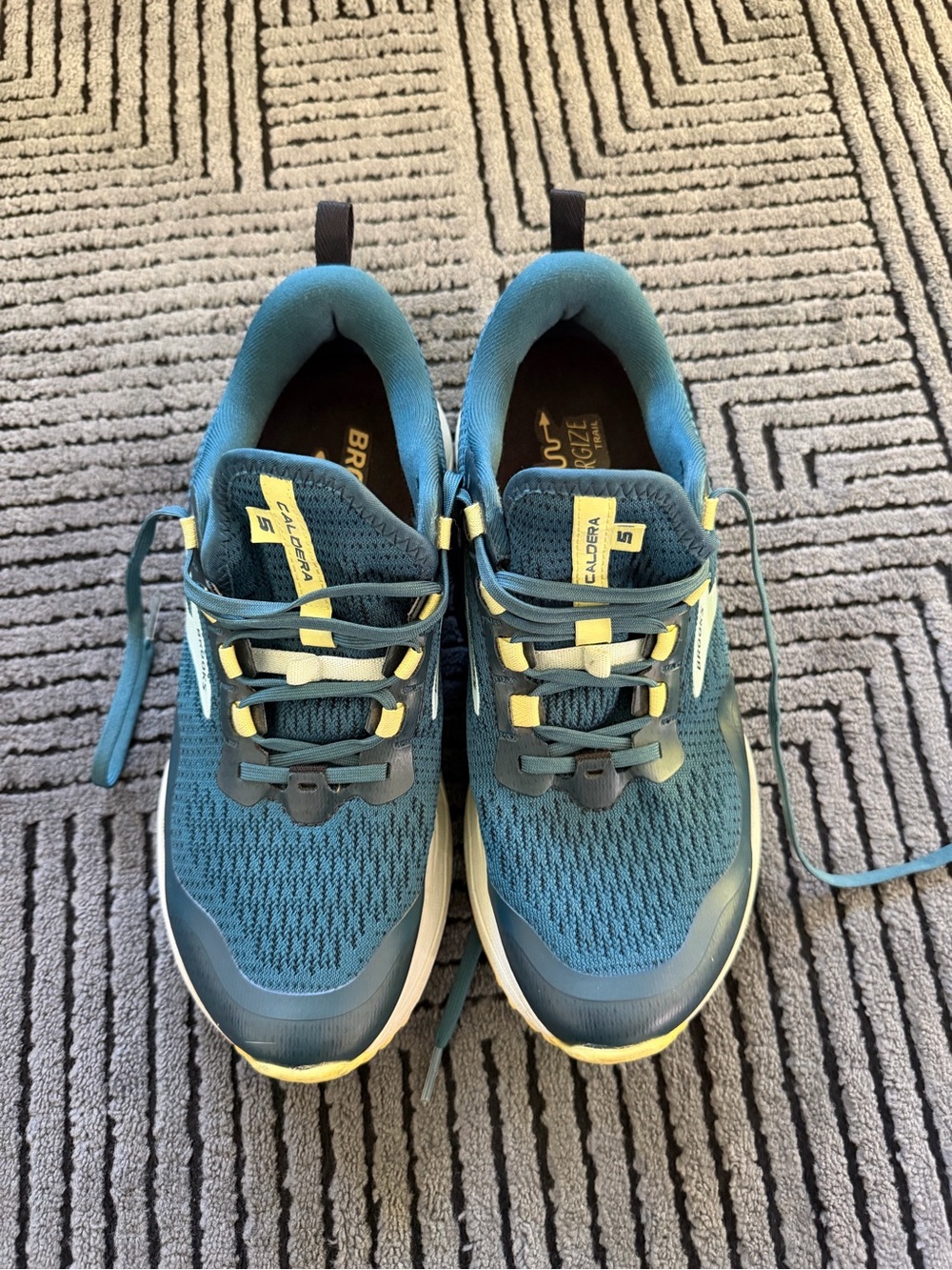 Brooks Caldera 5 Trail Running Shoes Women’s Size 10.5 Teal Green